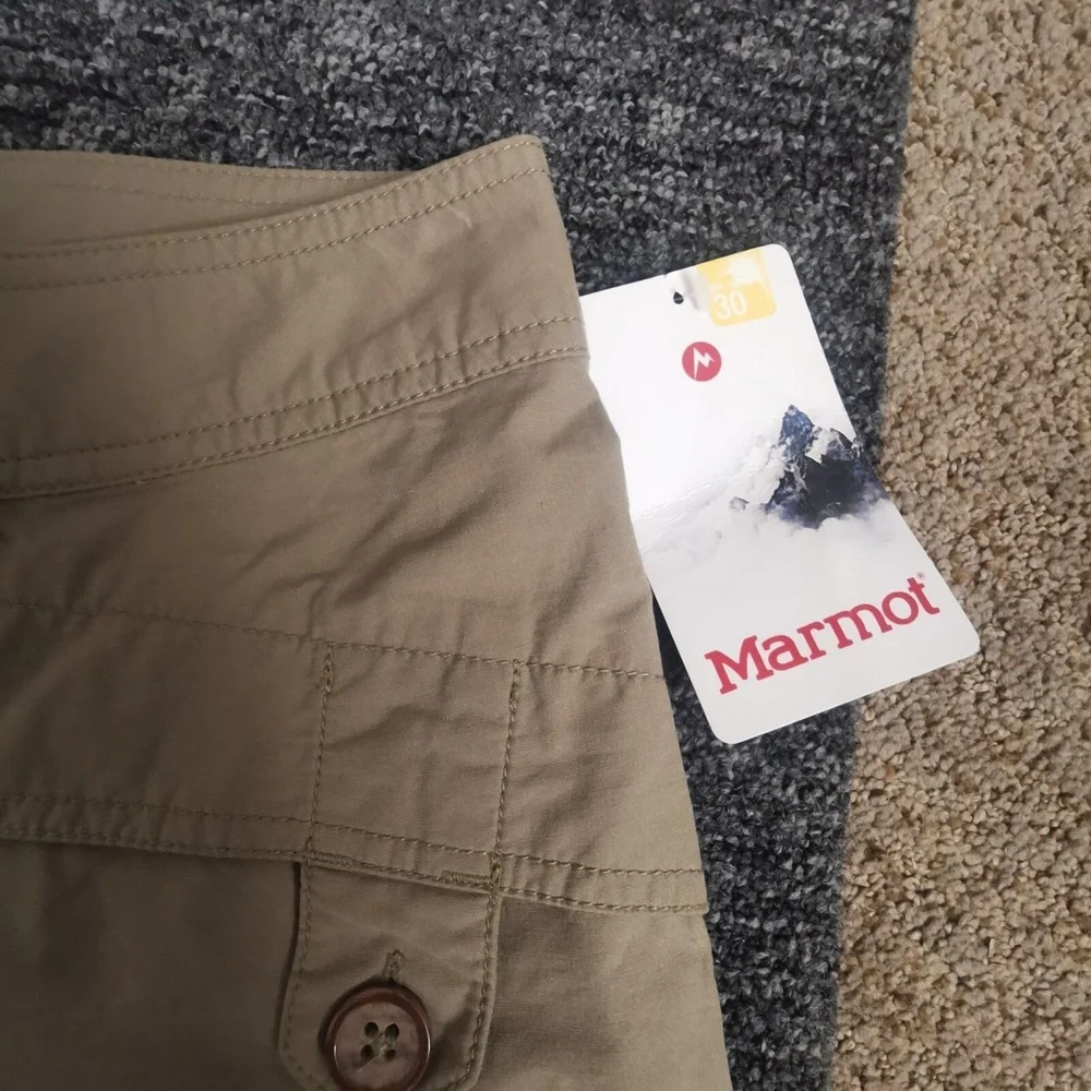 Women's Marmot Ginny Short | Color:‎ Brown | Sz: 2